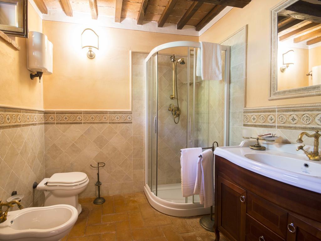 Maesta Del Sasso Villa Cortona Bagian luar foto