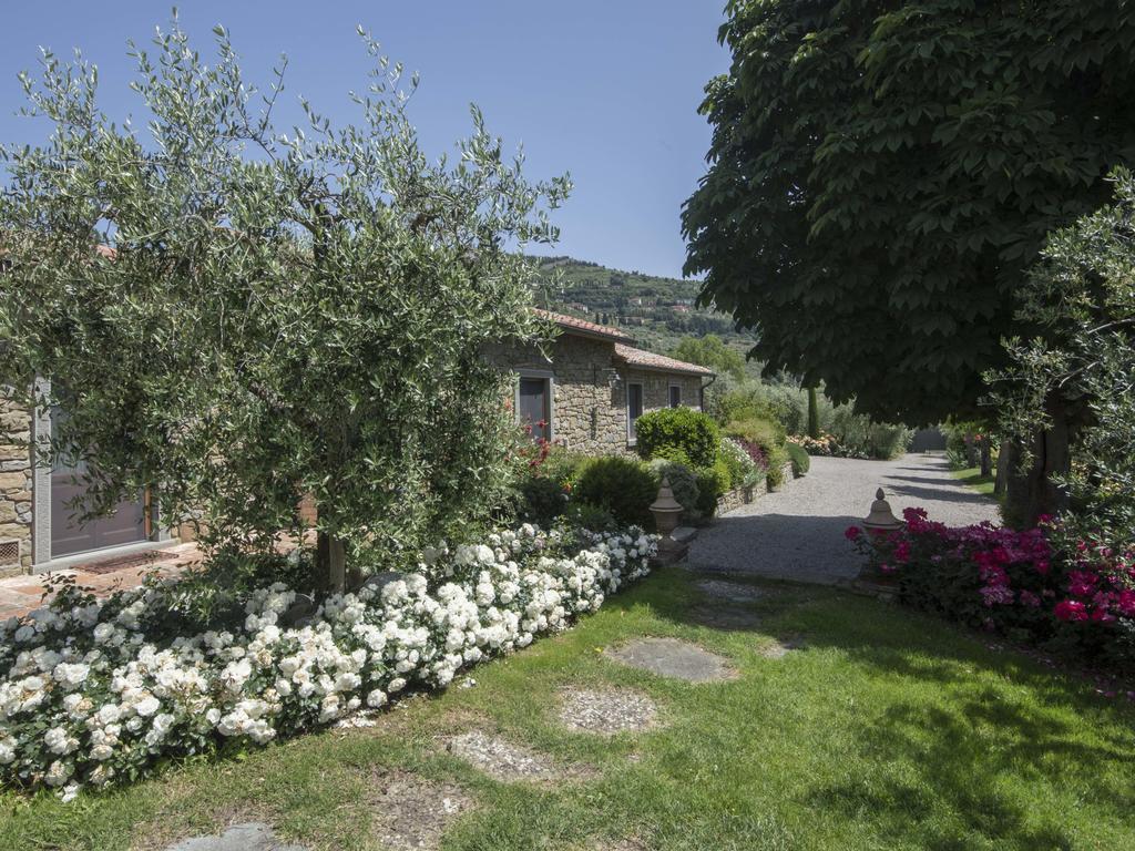 Maesta Del Sasso Villa Cortona Bagian luar foto