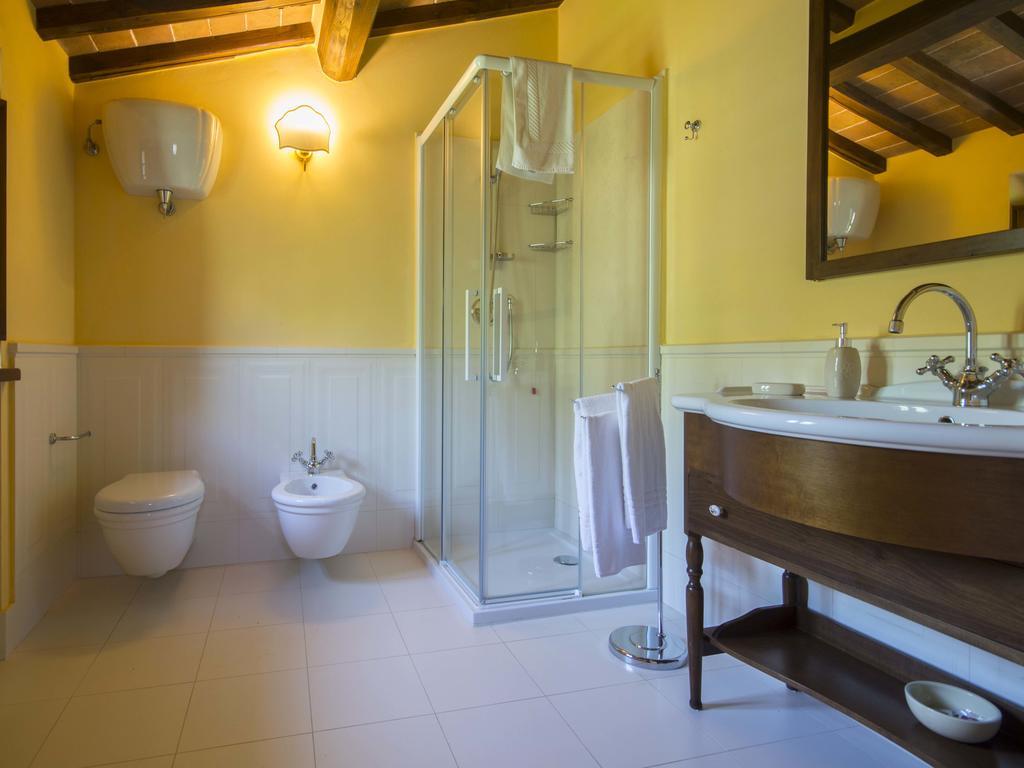 Maesta Del Sasso Villa Cortona Bagian luar foto