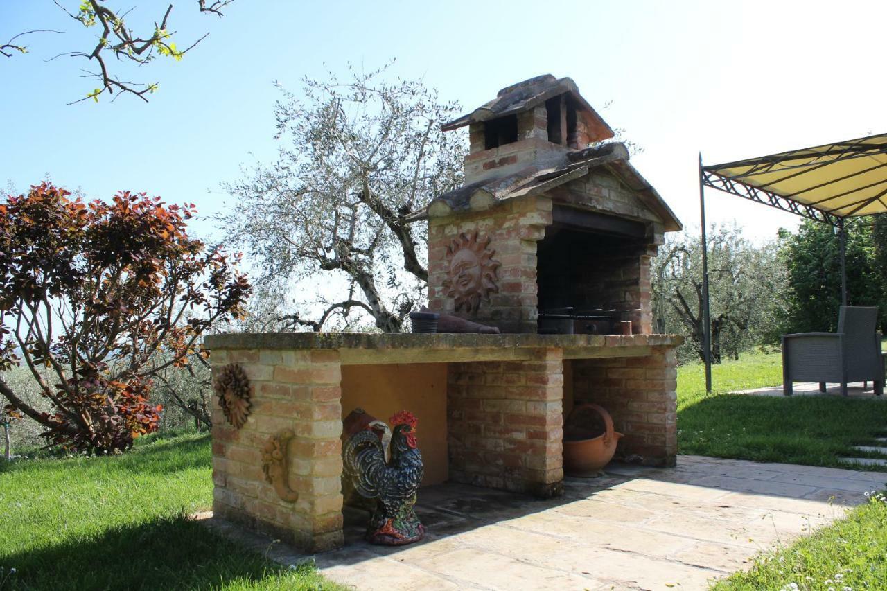 Maesta Del Sasso Villa Cortona Bagian luar foto